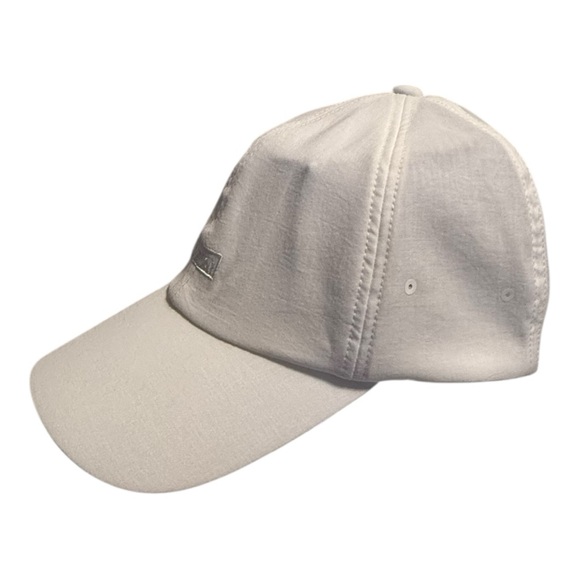Lululemon Women’s White Embroidered Baller Hat Soft - Picture 4 of 8